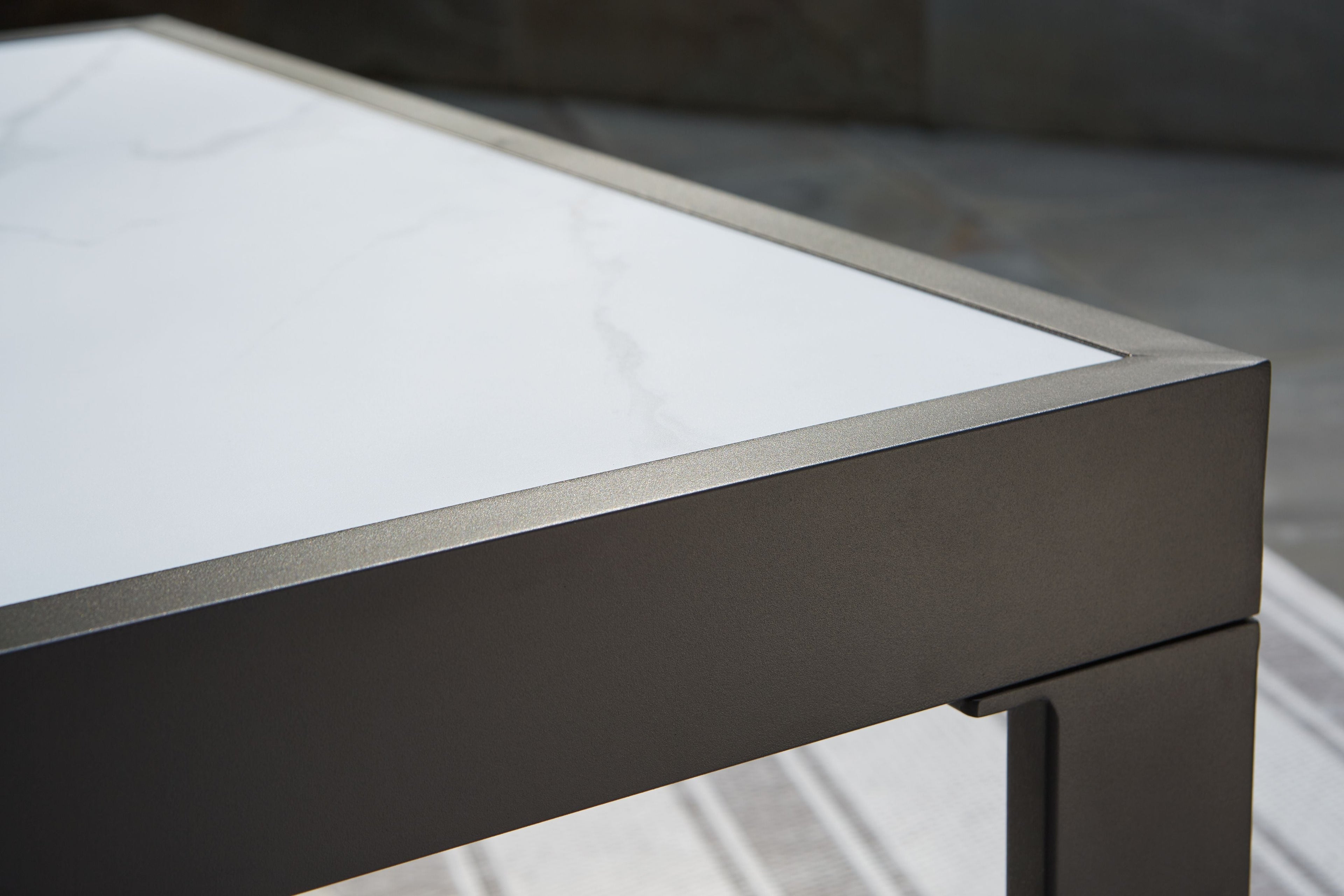 Beachloft - Square Cocktail Table - Black / Gray
