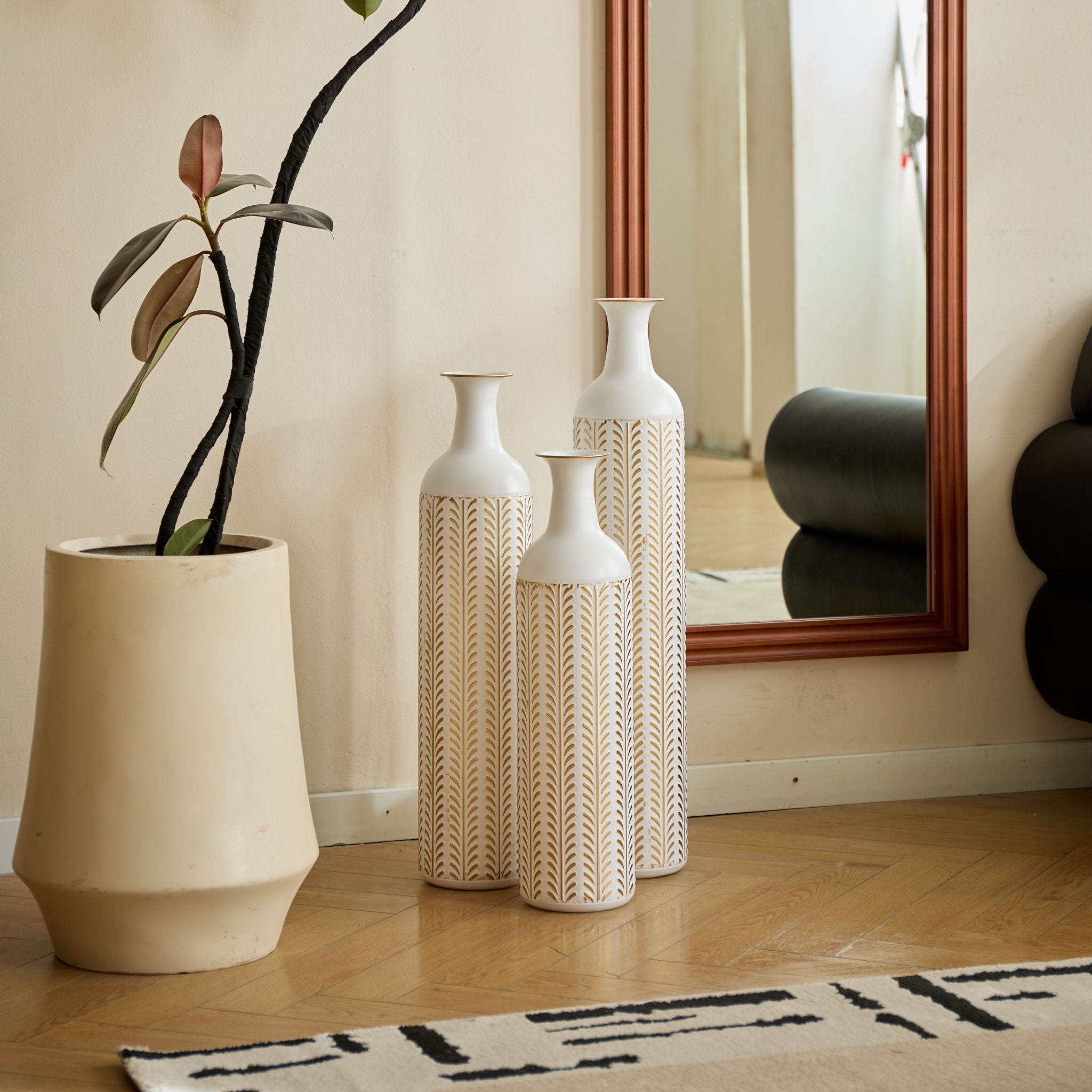 Floor Metal Vase Modern Style Decoration Home Metal Vase 3 Piece Set Gorgeous Home Decoration Large Glazed Metal Vase - Gold / White