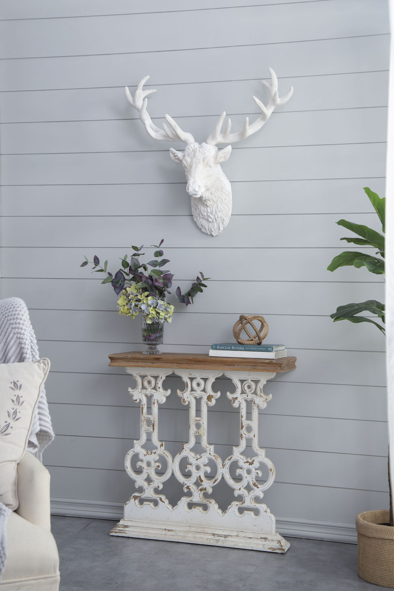 Classic Vintage Wash Console Table With Wood Top - Brown / Antique White